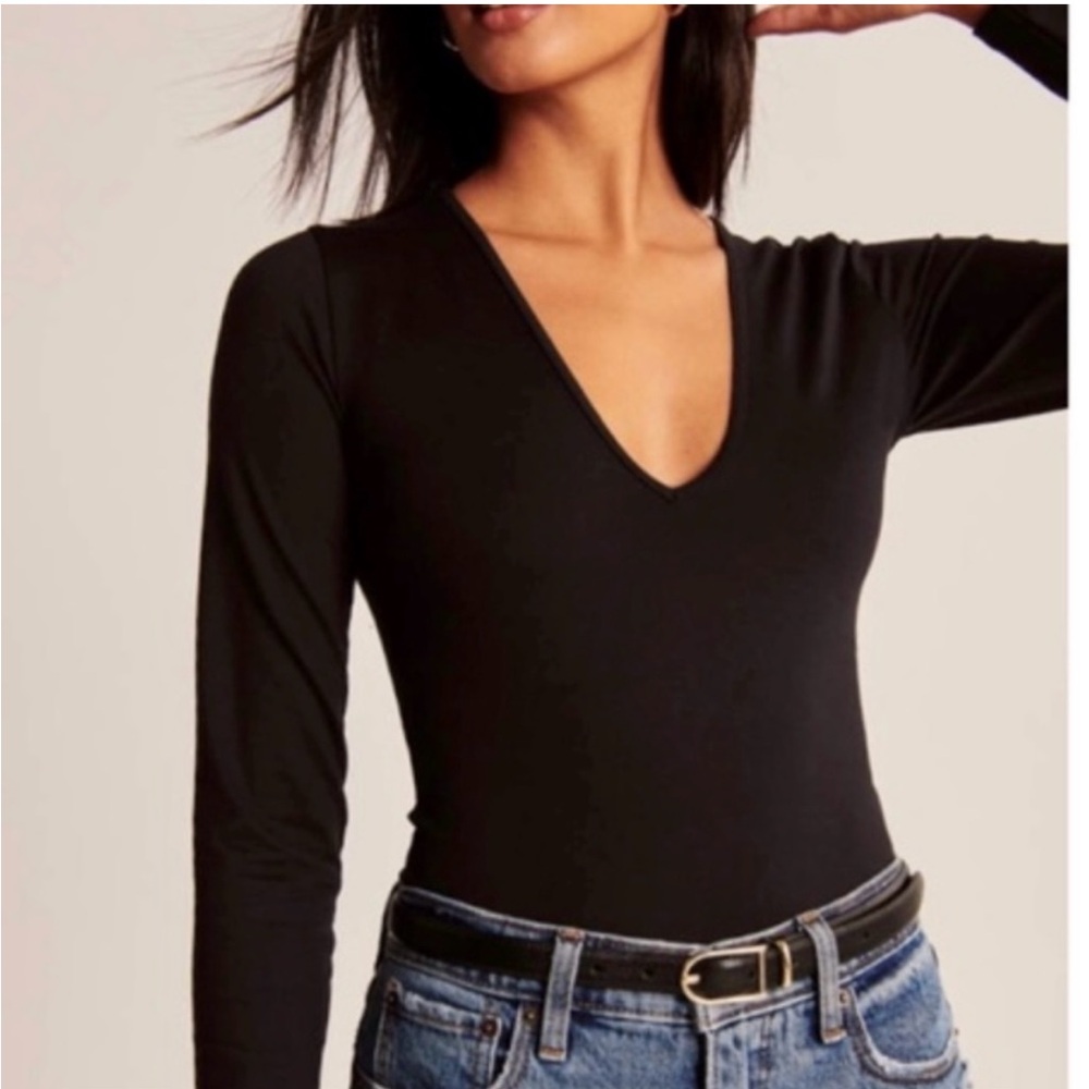 Abercrombie & Fitch Black Soft Collection v neck bodysuit (S)